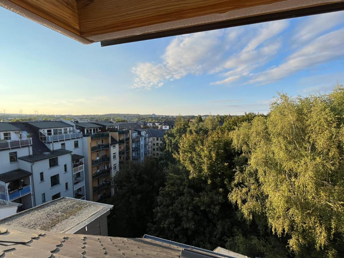 105 Qm Neues Klimatisiertes Appartment Fuer Familien Privater Parkplatz Chemnitz Dış mekan fotoğraf